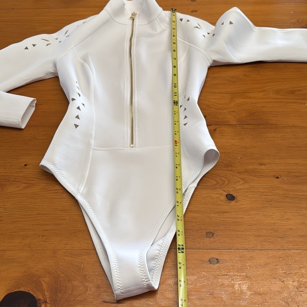 GiGi C Alexis Surfsuit - Picture 11 of 11